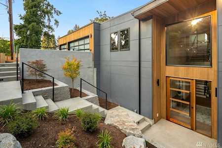 2836 112th Ave SE Bellevue, WA 98004