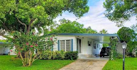4454 Red Oak Ln #11 Zellwood, FL 32798