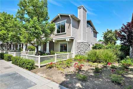 1065 E Broadway Anaheim, CA 92805