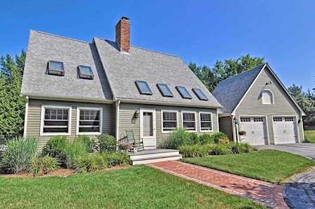 40 West Barn Road North Attleboro, MA 02760