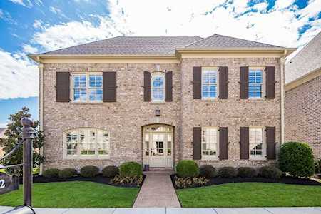 1842 W Enclave Green Ln Germantown, TN 38139