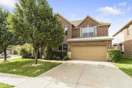 10280 Paintbrush Drive Fort Worth, TX 76244