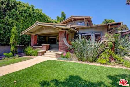 1521 N Sierra Bonita Avenue Los Angeles, CA 90046
