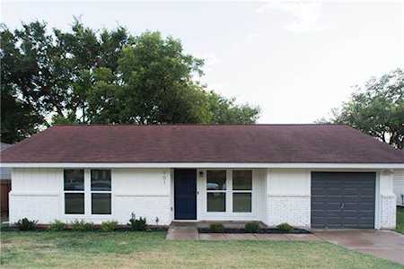 101 Starling Dr Austin, TX 78753