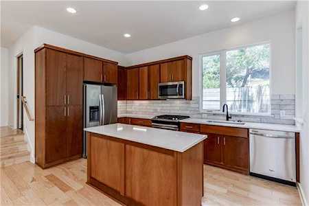 7707 Gault St #B Austin, TX 78757