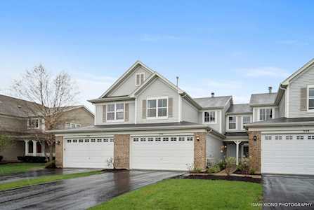 350 Chesapeake Ln #350A1 Oswego, IL 60543