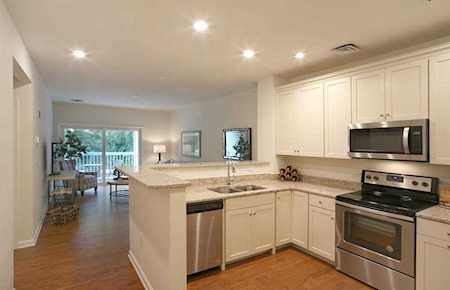 22 Farmstead Lane #407 Sudbury, MA 01776