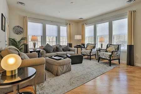22 Farmstead Lane #105 Sudbury, MA 01776