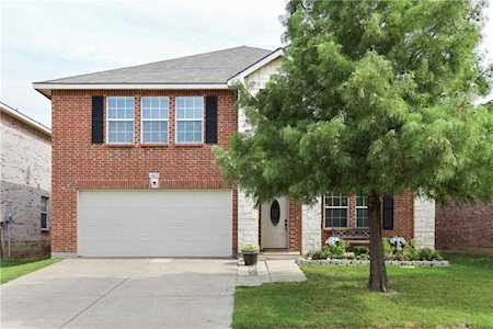 1613 Diamond Lake Trail Fort Worth, TX 76247