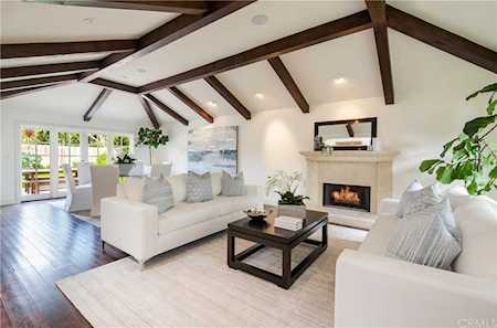 1323 Antigua Way Newport Beach, CA 92660