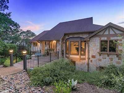 1700 Mill Springs Dr Austin, TX 78746