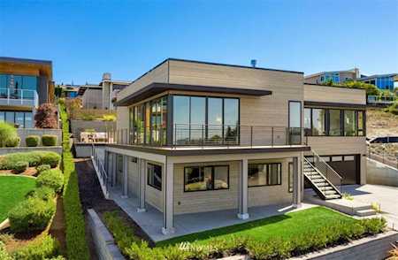 5511 Sealawn Ave NE Tacoma, WA 98422