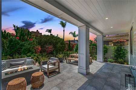 204 Via Quito Newport Beach, CA 92663