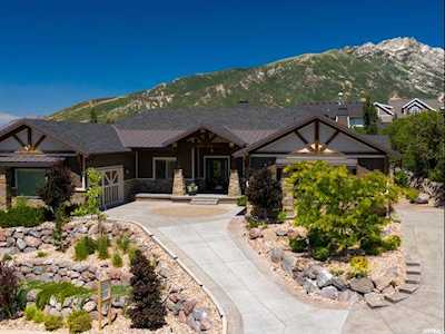 2013 E Oak Summit S Dr Draper, UT 84020