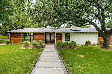 6605 Lakeshore Drive Dallas, TX 75214