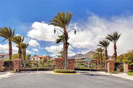 11520 Bohemian Forest Ave Las Vegas, NV 89138
