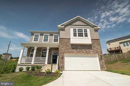 24 Melbourne Dr Fredericksburg, VA 22405