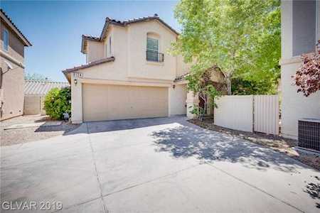 8124 Finch Feather St Las Vegas, NV 89143