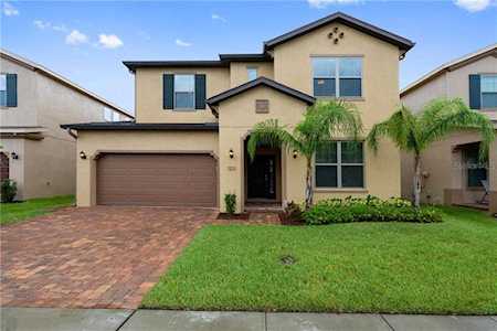 1221 Fountain Coin Loop Orlando, FL 32828