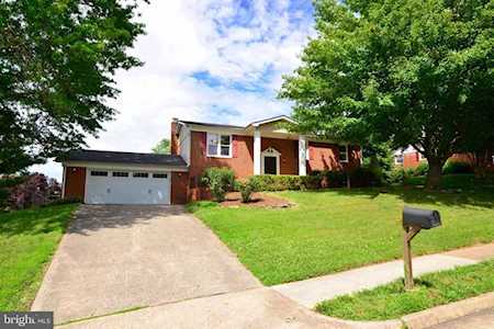 104 Country Club Dr SW Leesburg, VA 20175