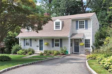 69 Tappan Landing Rd Greenburgh, NY 10591