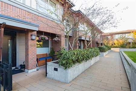 780 E 29th Avenue Vancouver, BC V5V 0B5