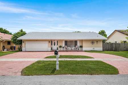 2818 SW 14Th Court Deerfield Beach, FL 33442