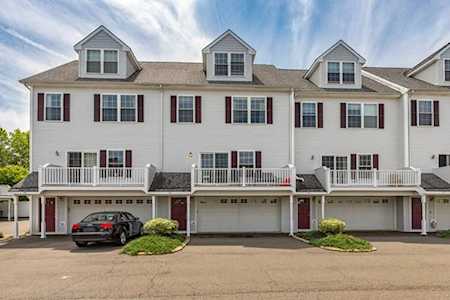 20 Amaranth Pl #20 Medford, MA 02155