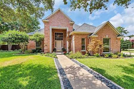 802 Timbercrest Court Southlake, TX 76092