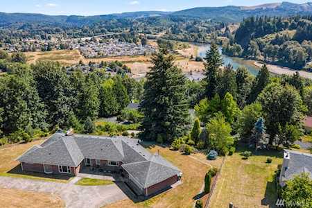 136 View Point Dr Longview, WA 98632
