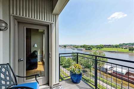 240 Spring Street #511 Saint Paul, MN 55102