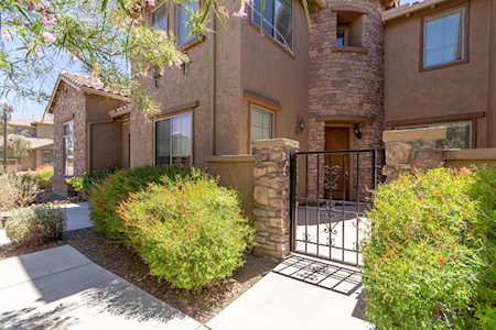 2047 W Madre Del Oro Drive Phoenix, AZ 85085