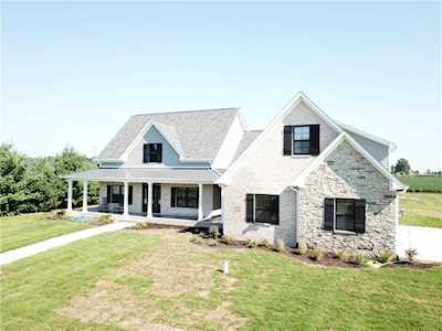 6582 Ruby Street Plainfield, IN 46168