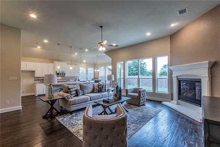 904 Sutherland Drive Mckinney, TX 75071