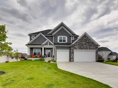 7216 103rd Court N Brooklyn Park, MN 55445