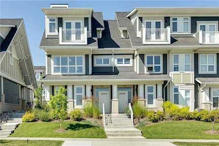 288 Silverado Plains Park SW Calgary, AB T2X 1Y8