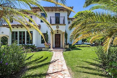 308 Barcelona Road West Palm Beach, FL 33401