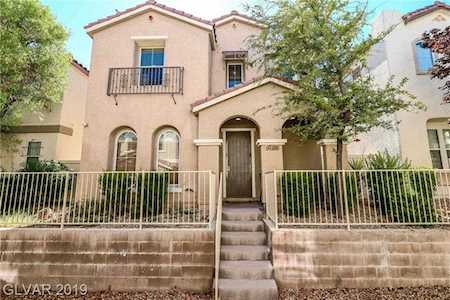 6724 Biltmore Garden St Las Vegas, NV 89149