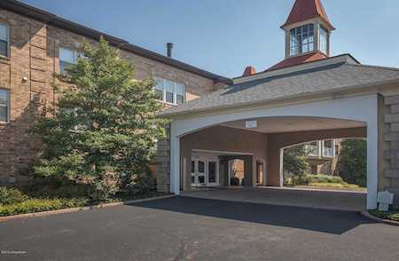 5701 Coach Gate Wynde #43 Louisville, KY 40207