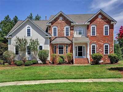 8107 Hampton Meadows Ln Chesterfield, VA 23832