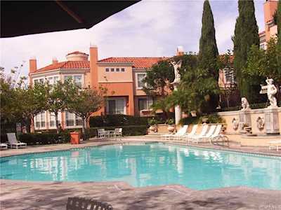 5 Crivelli Aisle Irvine, CA 92606
