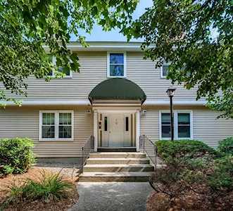 425 Main St #16B Hudson, MA 01749