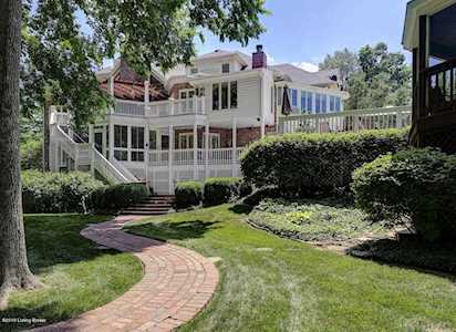 6003 Two Springs Ln Louisville, KY 40207