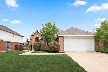 1013 Broken Spoke Drive Little Elm, TX 75068
