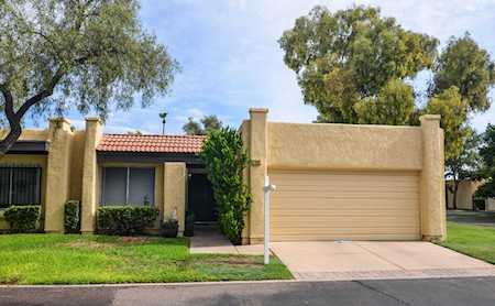 2202 W Claremont Street Phoenix, AZ 85015