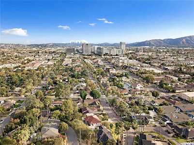 1455 Dwight Drive Glendale, CA 91207