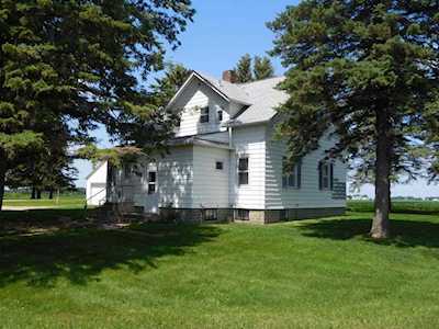 15985 County Road 33 Hamburg, MN 55339