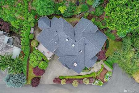 17159 SE 54th Place Bellevue, WA 98006