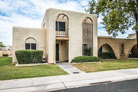 2138 E Donner Drive Tempe, AZ 85282
