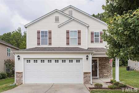 2409 Ferdinand Drive Knightdale, NC 27545